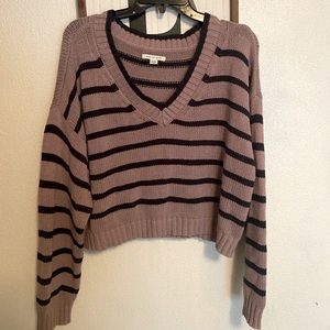 American eagle cropped sweater. Barely worn.